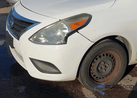 2017 Nissan Versa 1.6 S/1.6 S+/1.6 Sl/1.6 Sv z USA, uszkodzony, nr VIN 3N1CN7AP5HL813029